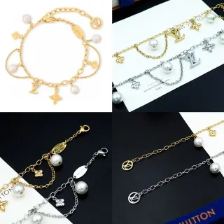 Louis Vuitton Pulseira de Corrente Dourada Branca Multi-Charm Perla Detalhada Pulseira