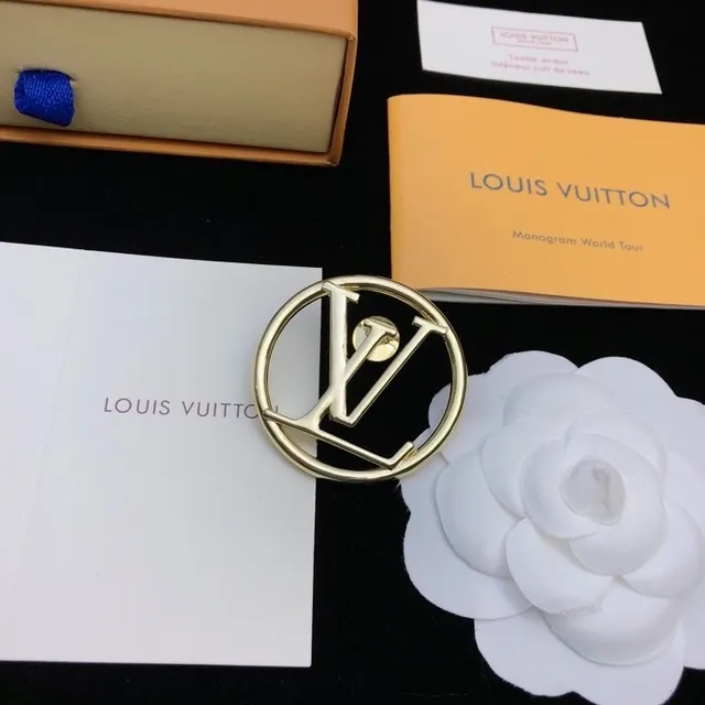Louis Vuitton دائري LV Monogram Gold-Tone دبوس 7