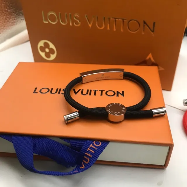 Louis Vuitton Plaque Gravée Cordon Noir Rouge Bracelet Métal Tressé 2