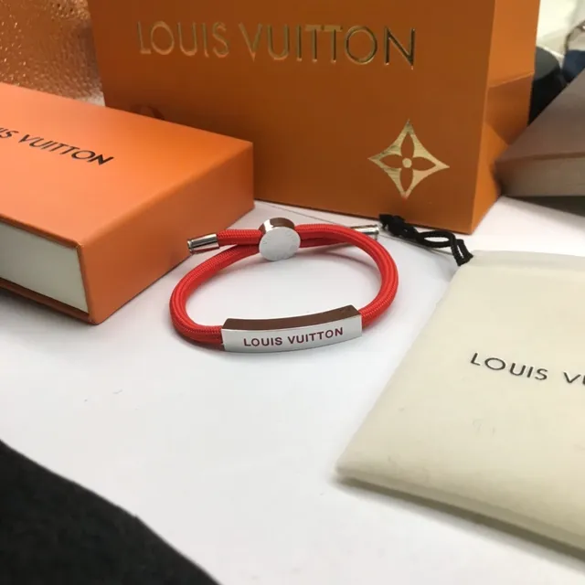 Louis Vuitton Plaque Gravée Cordon Noir Rouge Bracelet Métal Tressé 7