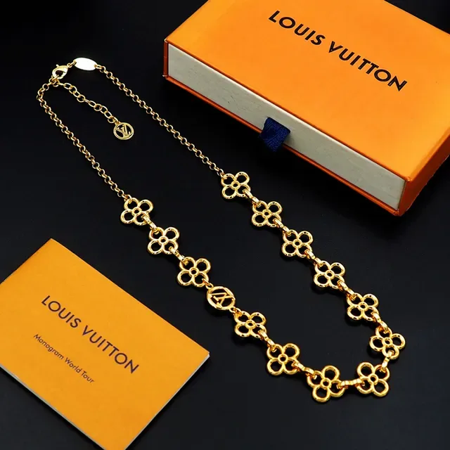 Louis Vuitton Gold Floral Quatrefoil Links Interlocking LV Monogram Medallions Necklace 9