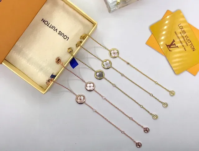 Louis Vuitton Gold White Floral Charm Mother-of-Pearl Inlay Bracelet 8