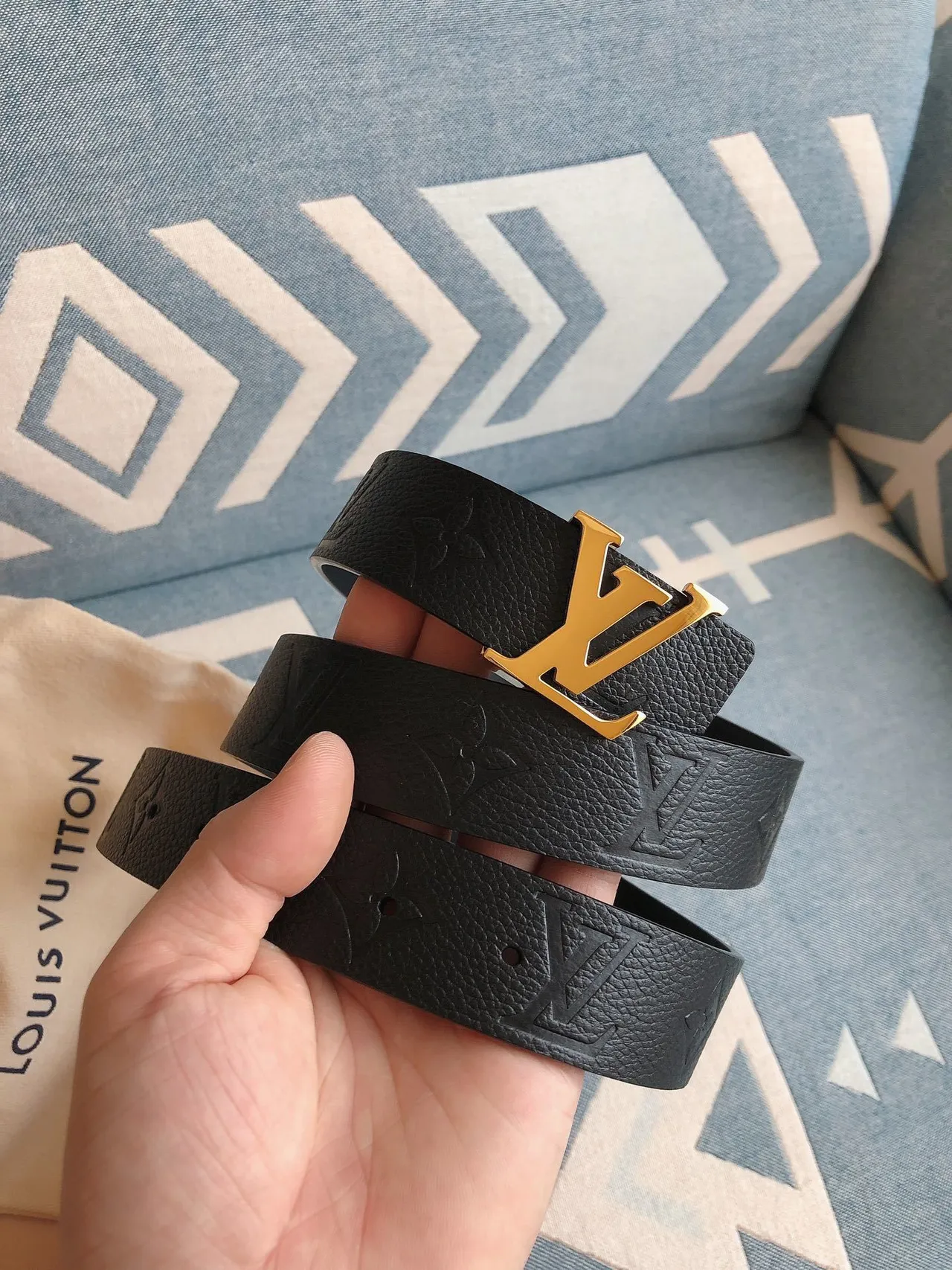 Louis Vuitton LV Belt Black Embossed Leather Gold-Tone Buckle Leather Belt 2