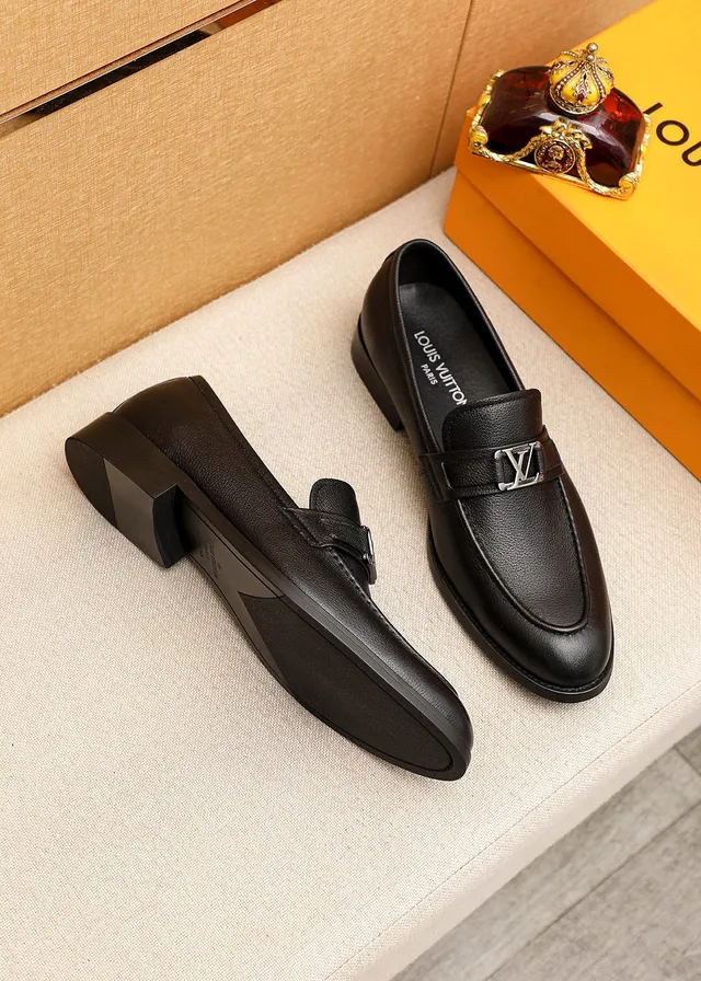 Louis Vuitton LV Buckle Loafer Black Pebbled Leather Loafers 2
