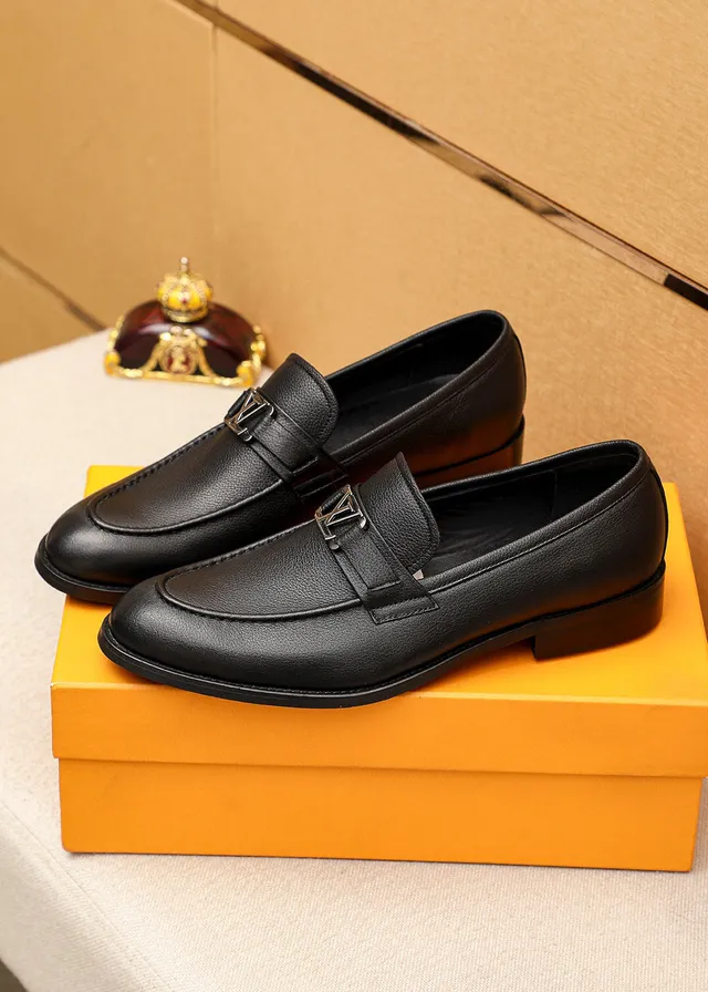 Louis Vuitton LV Buckle Loafer Black Pebbled Leather Loafers 3