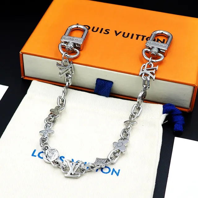 Louis Vuitton LV Chain Monogram Flower Star Bracelet 11