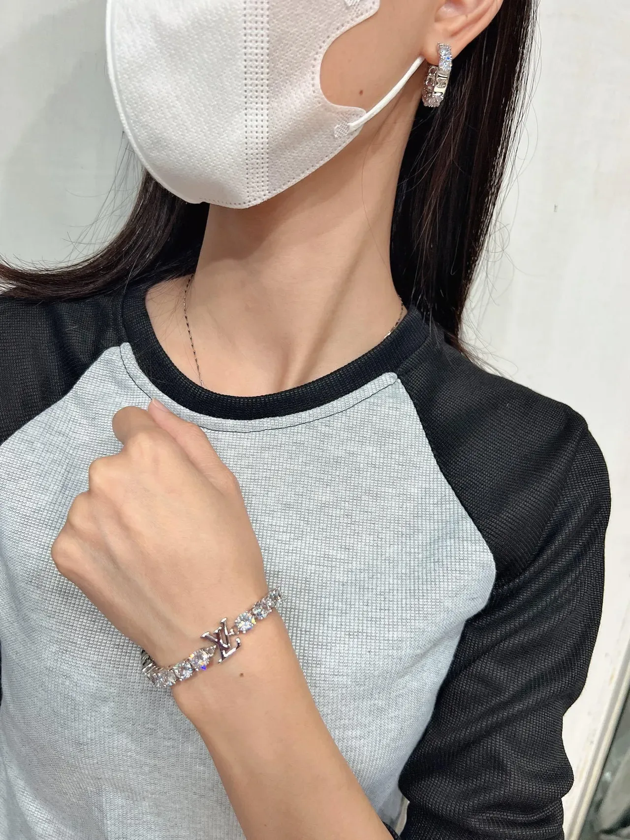 Louis Vuitton LV Crystals Crystal-Encrusted Monogram Bracelet 2