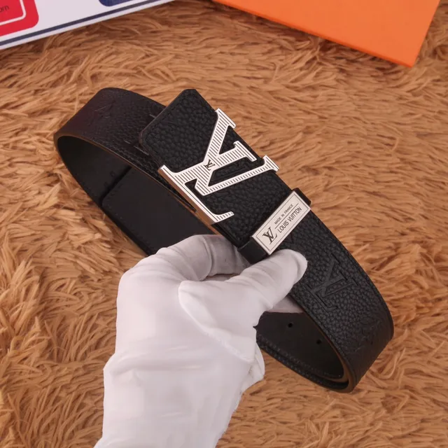 Louis Vuitton LV Initiales Black Pebbled Leather Belt 8
