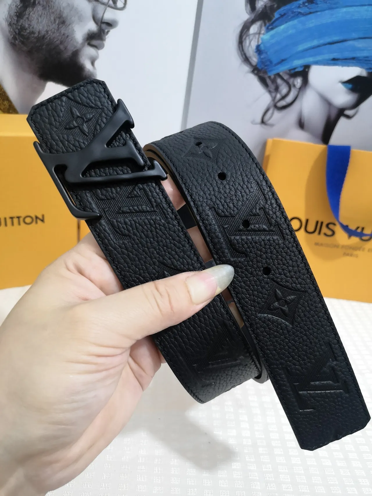 Louis Vuitton LV Initiales Black Pebbled Leather Belt 7
