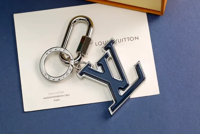 Louis Vuitton LV Logo Blue Gold Enamel-Coated Monogram Metal Carabiner Clip Bracelet 4
