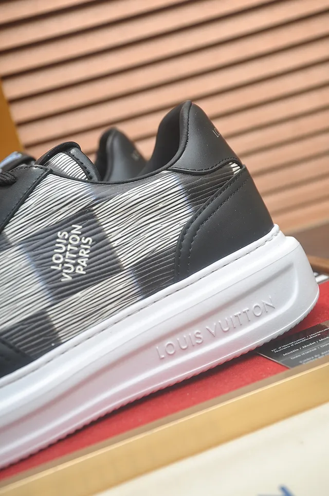 Louis Vuitton LV Trainer Black Gray Low-Top Platform Sole Lifestyle Sneakers 2