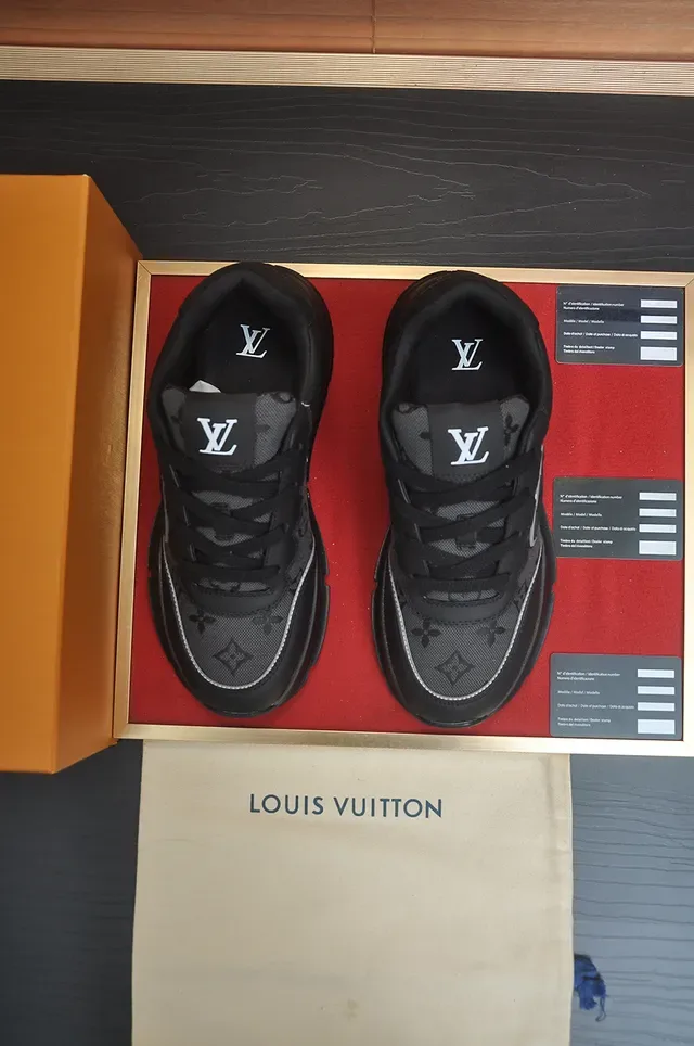 Louis Vuitton LV Trainer Black Gray Monogrammed Canvas Upper Stitched Logo Lifestyle Sneakers 5