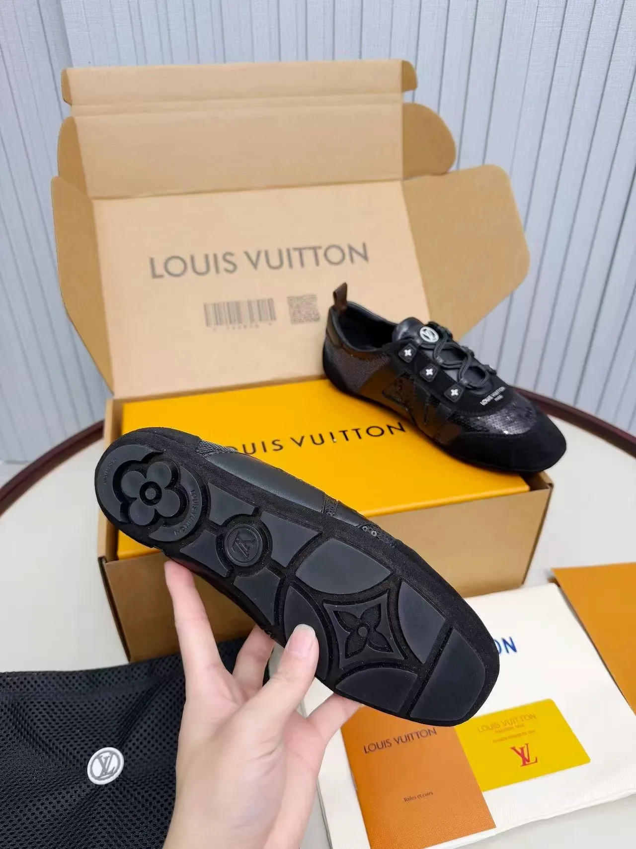 Louis Vuitton LV Trainer কালো লো-টপ মিক্সড-ম্যাটেরিয়াল লাইফস্টাইল স্নিকার 5