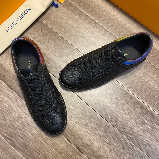 لويس فيتون LV Trainer أسود متعدد الألوان منقوش مونوغرام جلد تاج الكعب القزحي حذاء نمط حياة 8