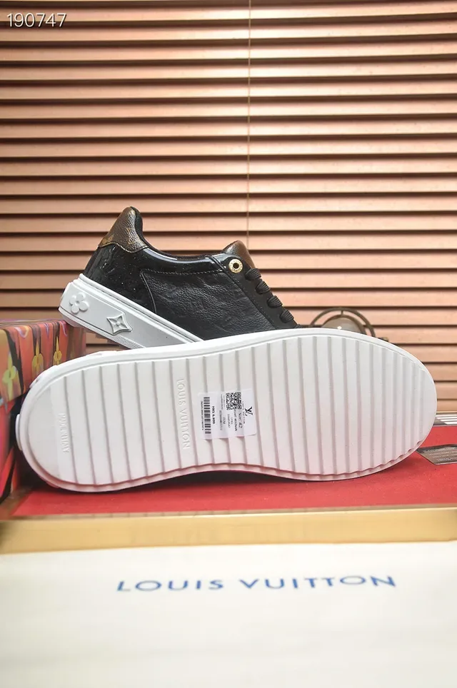 Louis Vuitton LV Trainer Black White Low-Top Mixed Leather Lifestyle Sneakers 2