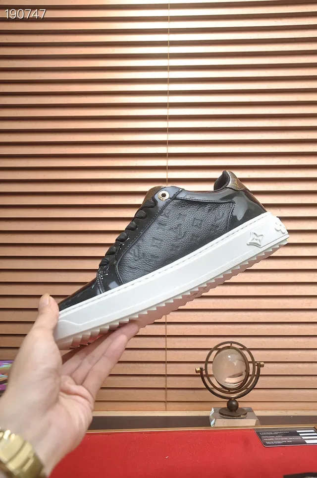 Louis Vuitton LV Trainer Black White Low-Top Mixed Leather Lifestyle Sneakers 6