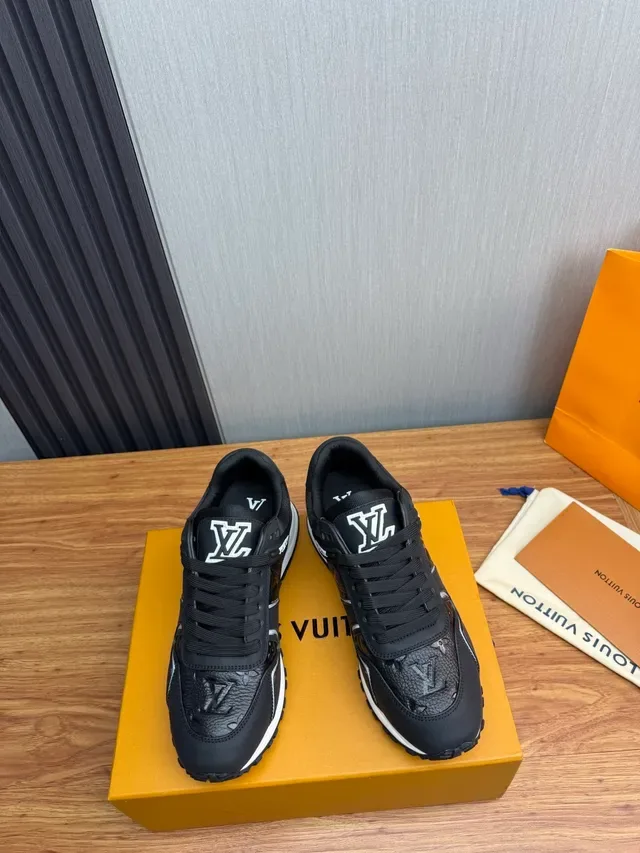 Louis Vuitton LV Trainer Black White Low-Top Mixed-Material Upper Lifestyle Sneakers 2