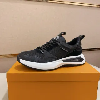 لويس فيتون LV Trainer أسود وبيضاء Monogram-Print Mesh Leather Overlays حذاء رياضي سميك