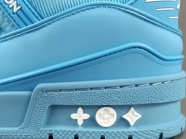 Louis Vuitton LV Trainer Blue White Monogrammed Sculpted Midsole Lifestyle Sneakers 7