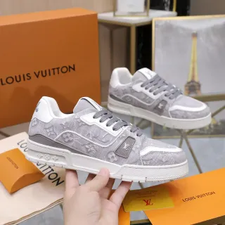 Louis Vuitton LV Trainer Gray White Monogram Jacquard Upper Layered Sole Lifestyle Sneakers