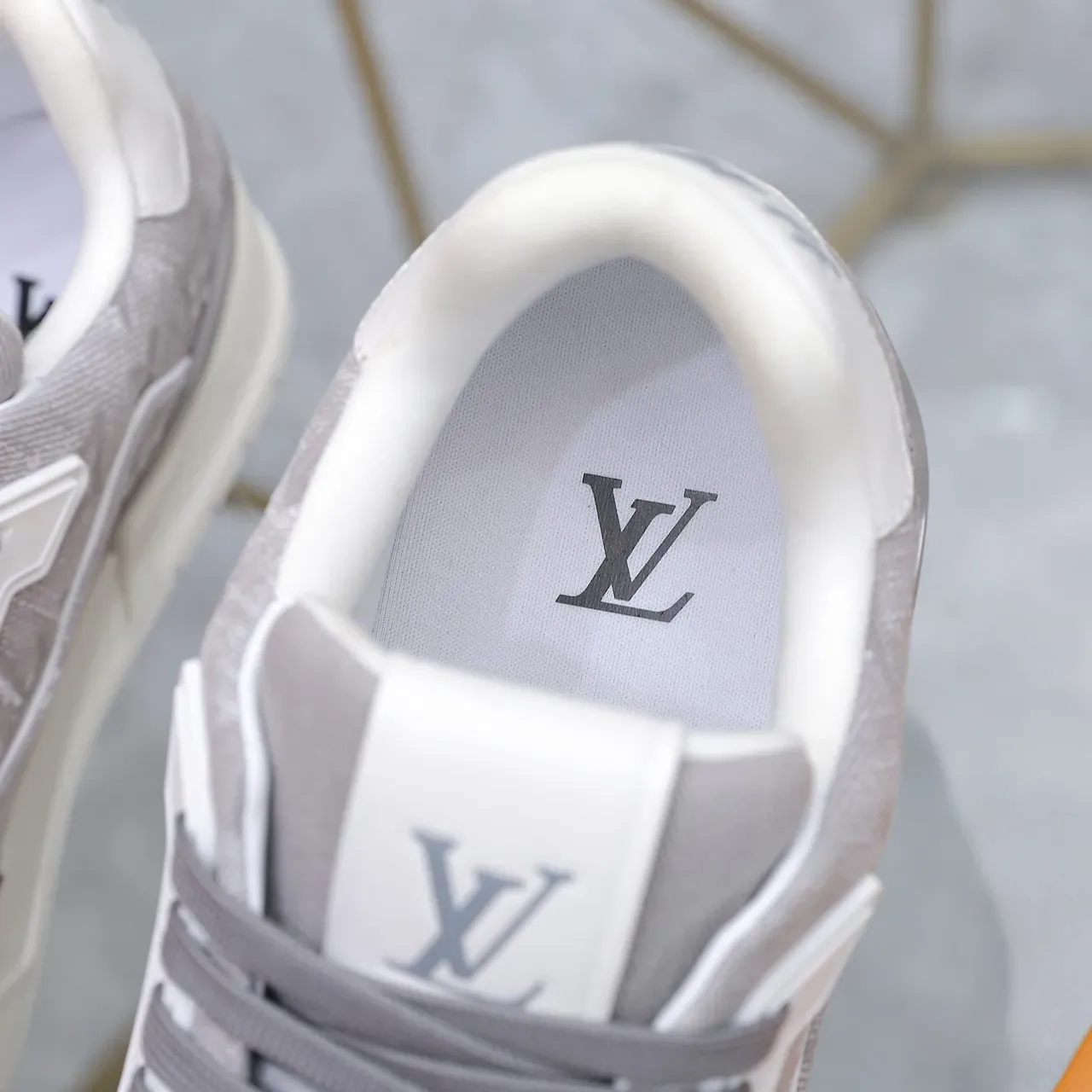 لويس فيتون LV Trainer رمادي أبيض Monogram Jacquard سولا طبقات علوية Lifestyle Sneakers 2