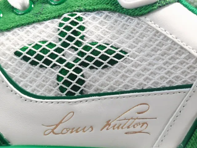 Louis Vuitton LV Trainer Green White Baskets Lifestyle Basses Avec Dessus En Maille Et Tissu Textil En Stratification 9