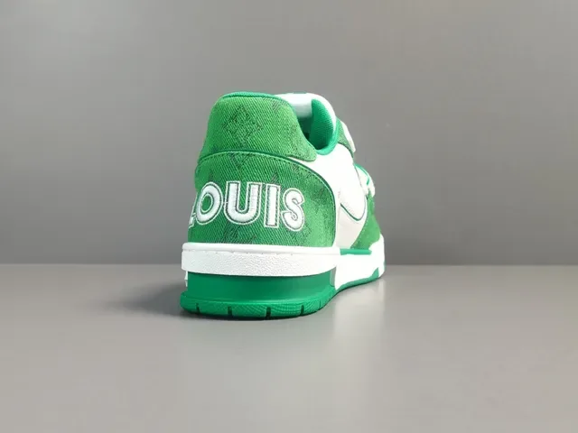 Louis Vuitton LV Trainer Green White Baskets Lifestyle Basses Avec Dessus En Maille Et Tissu Textil En Stratification 15