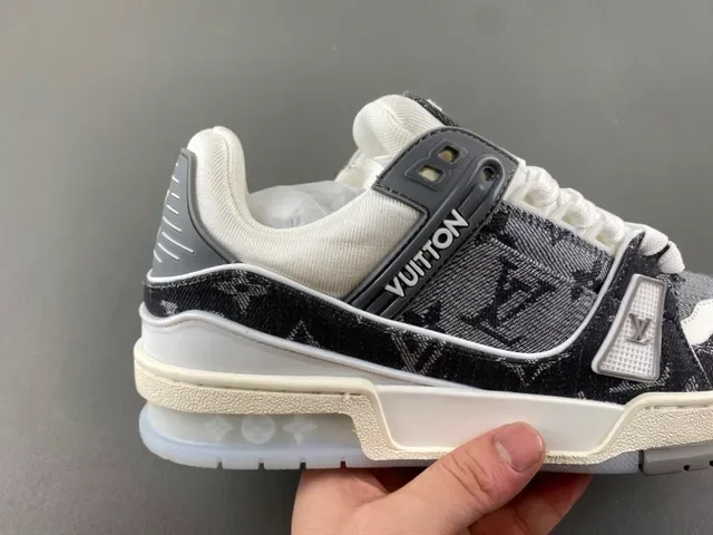 Louis Vuitton LV Trainer Monogram Canvas Lifestyle Sneakers 3