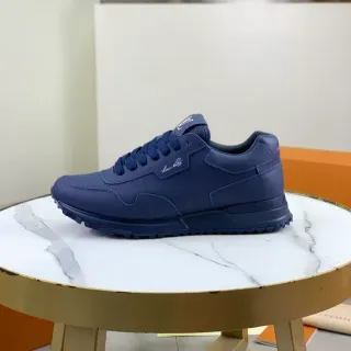 Louis Vuitton LV Trainer Navy Parte superior de couro perfurado Camadas sobrepostas sintéticas Sneakers lifestyle