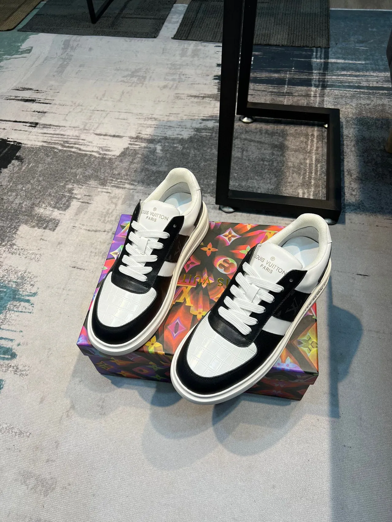 Louis Vuitton LV Trainer White Black Low-Top Leather-Paneled Lifestyle Sneakers 4