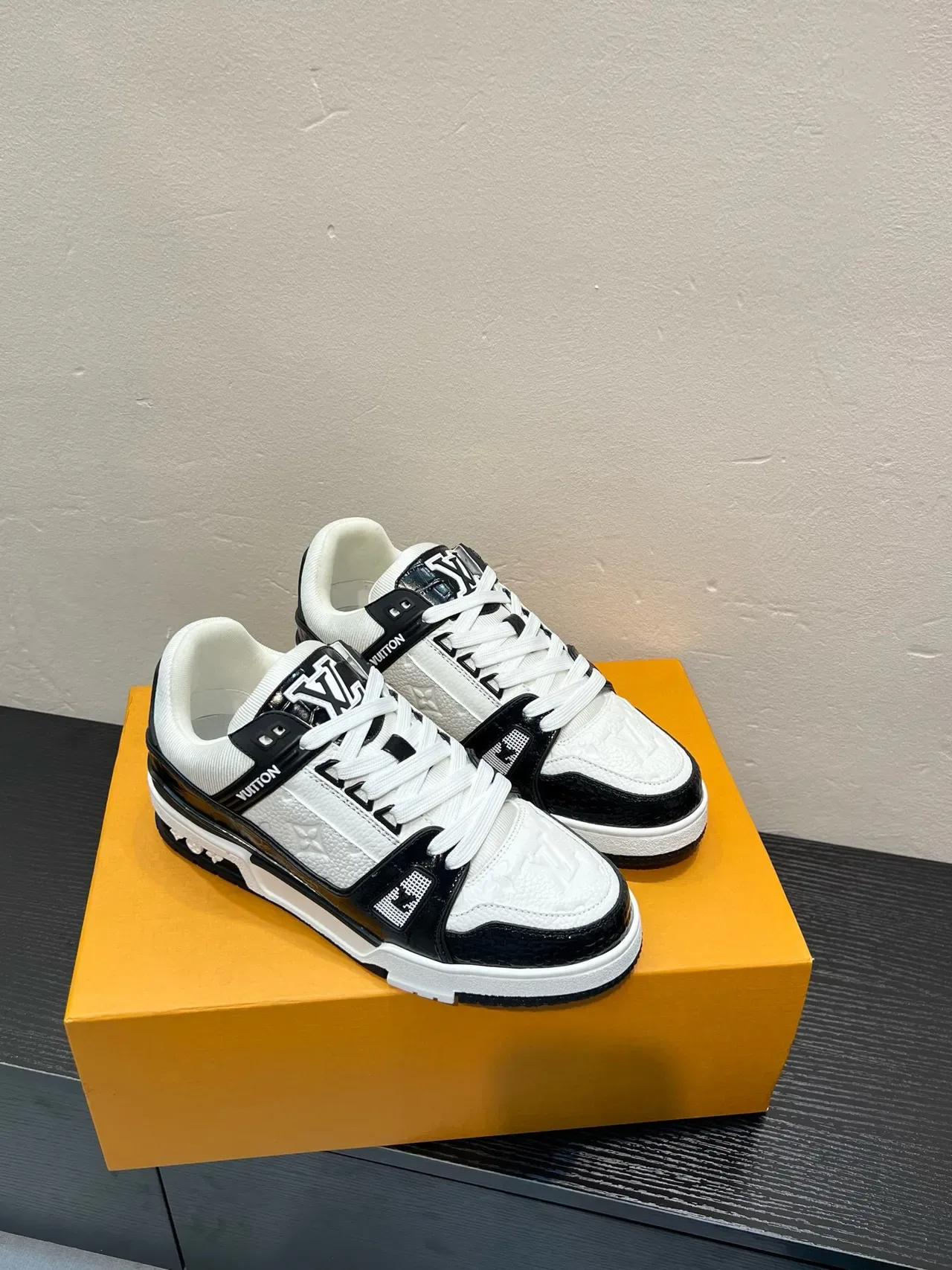 Louis Vuitton LV Trainer White Black Monogram Leather Patent Overlays Lifestyle Sneakers 5