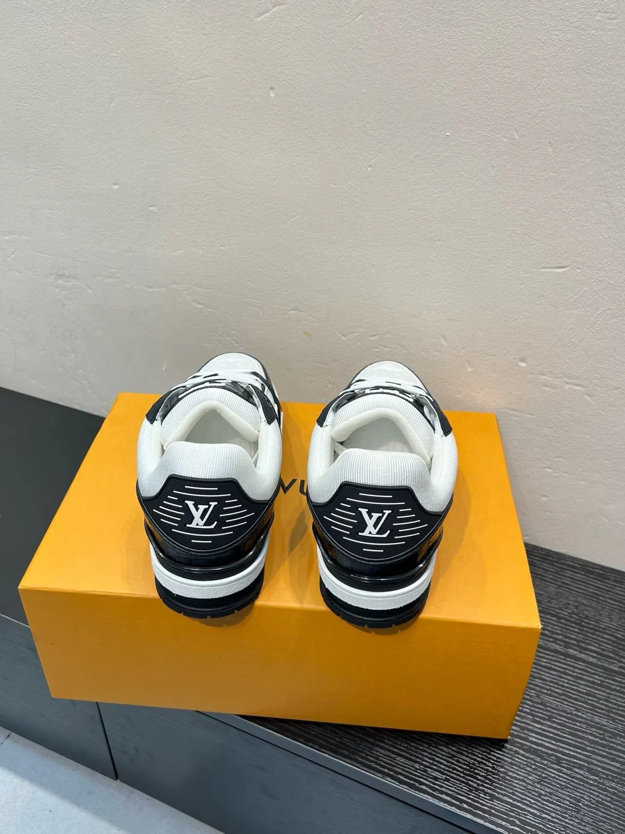 Louis Vuitton LV Trainer White Black Monogram Leather Patent Overlays Lifestyle Sneakers 6