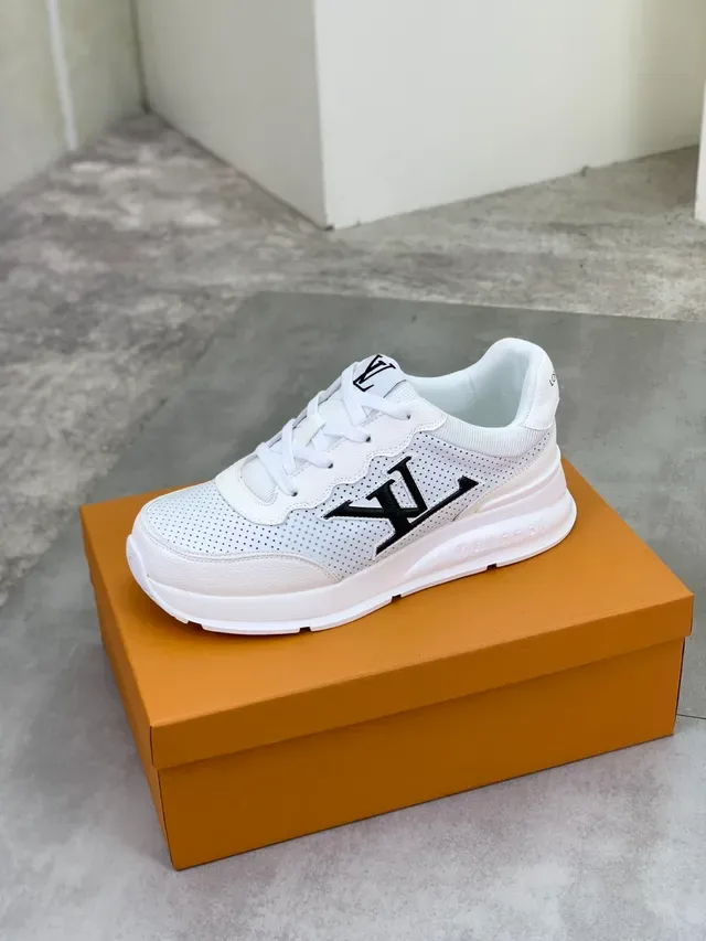 লুই ভিতন LV Trainer সাদা কালো Perforated Leather Monogram Side Logo Lifestyle Sneakers 4