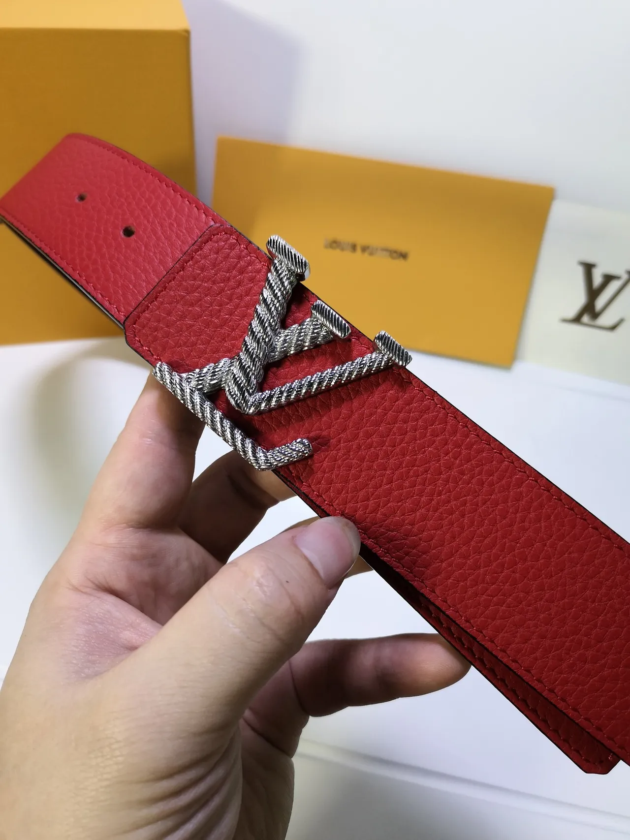 Louis Vuitton LV Twist Belt Red and Black Leather Belt 4