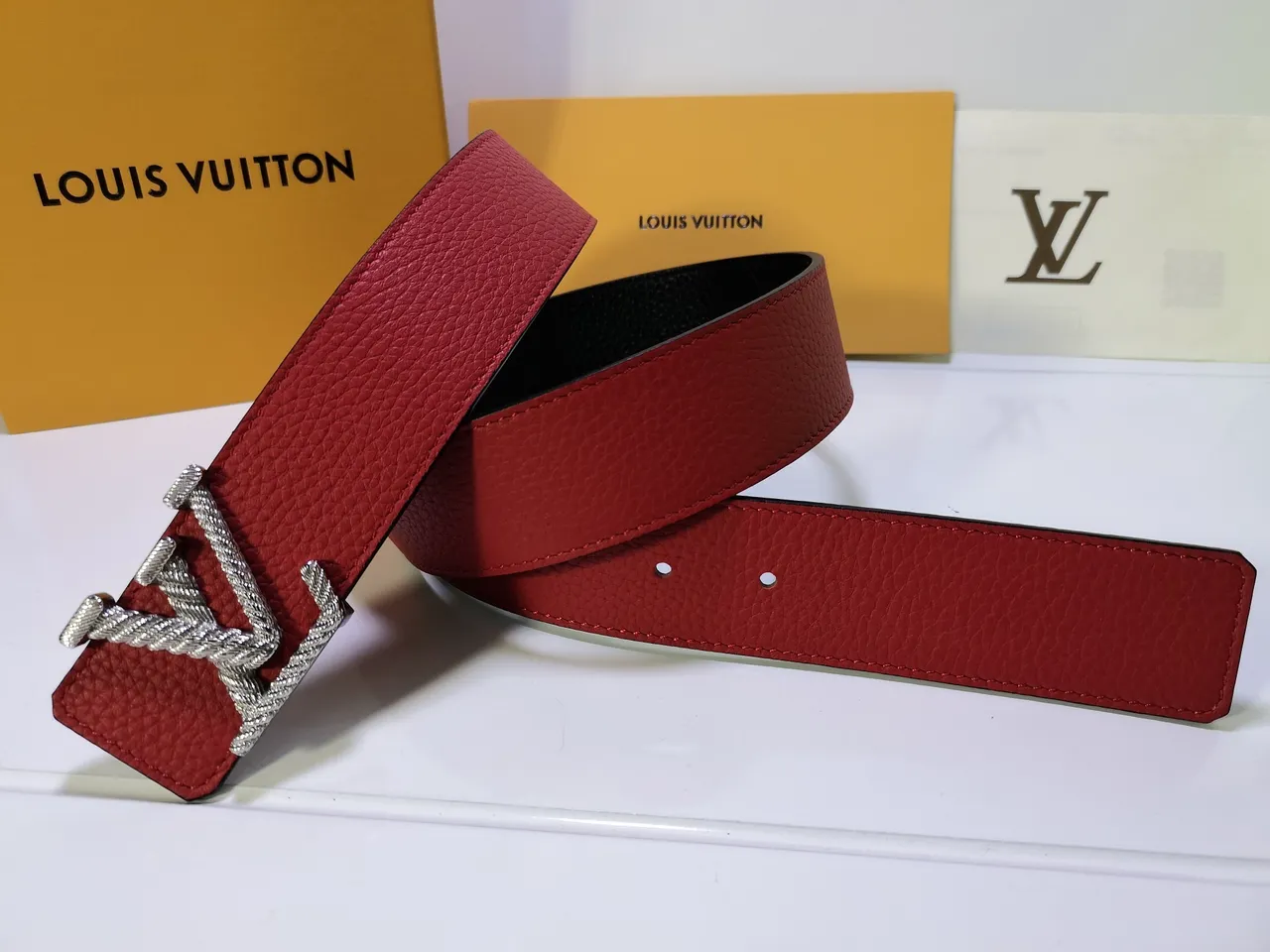Louis Vuitton LV Twist Belt Red and Black Leather Belt 5