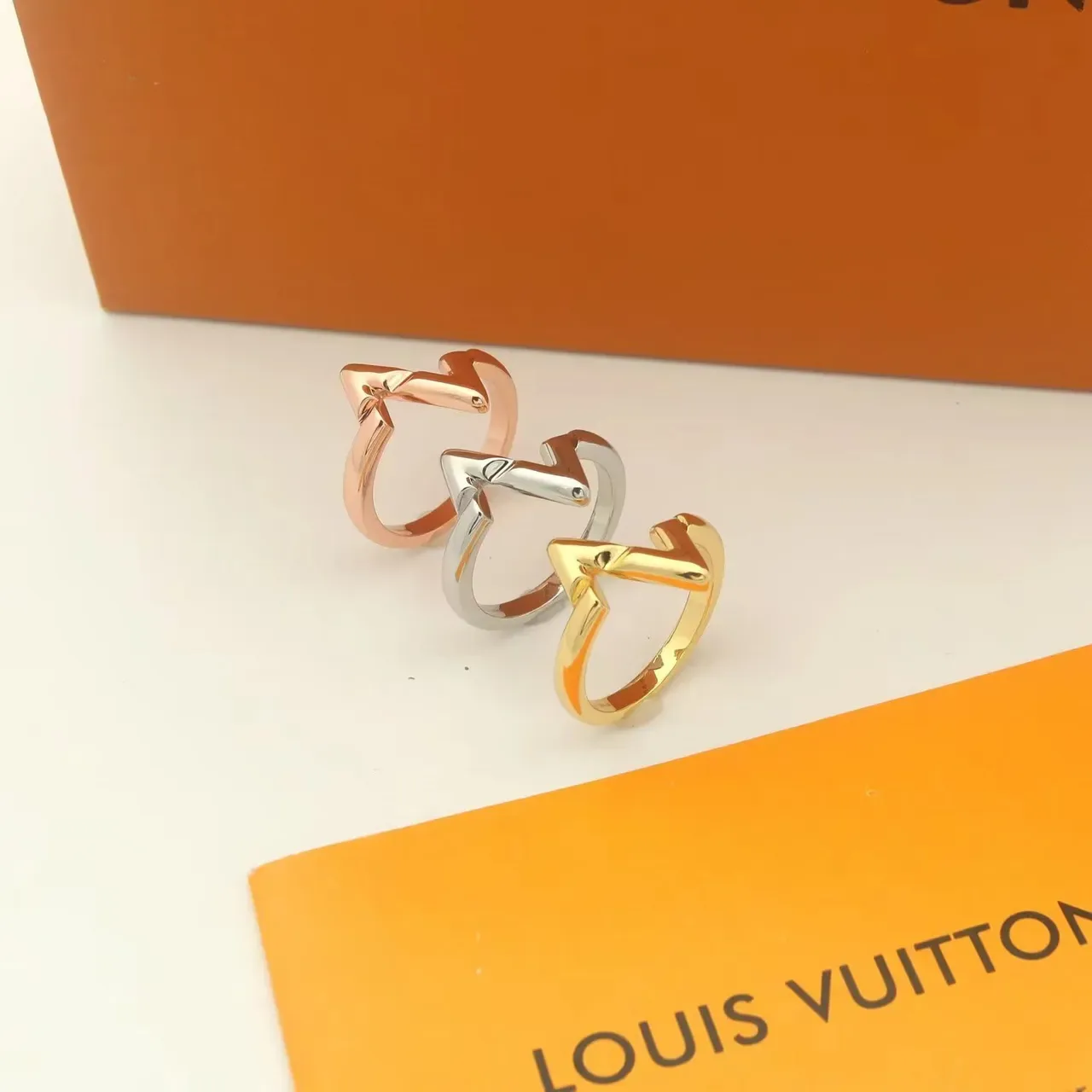 Louis Vuitton LV Volt Upside Down 18K Gold Ring 8