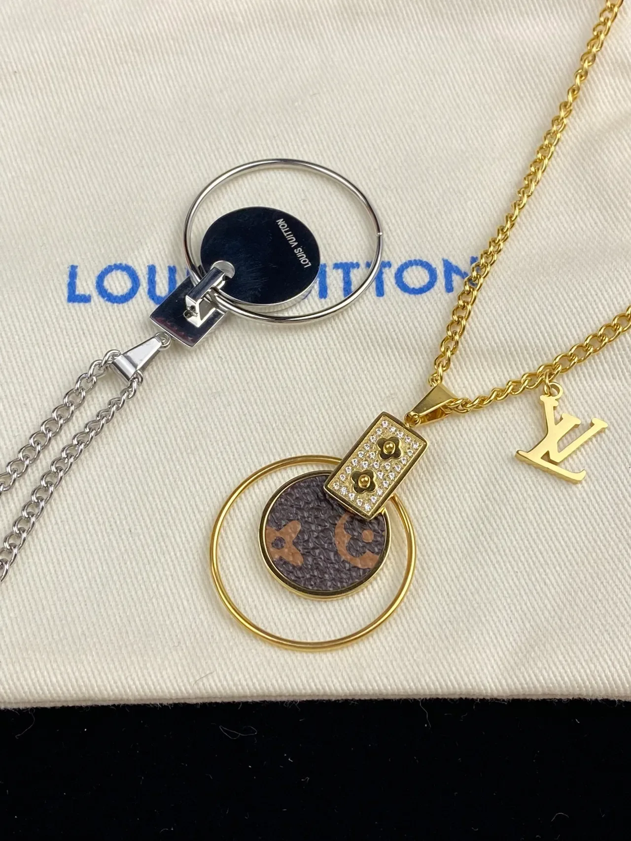 Louis Vuitton Monogram Circle Gold Silver Canvas Pendant Crystal-Embellished Rectangle Necklace 4