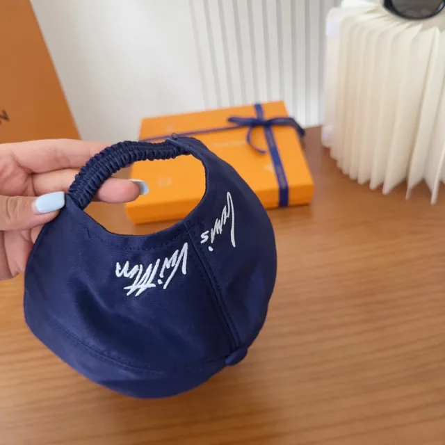 Casquette de baseball Louis Vuitton Monogram brodée marine 5