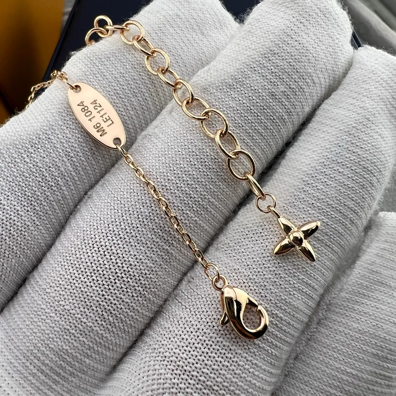 Louis Vuitton Monogram Flower and LV Star Gold-Tone Pink Stone Necklaces 3