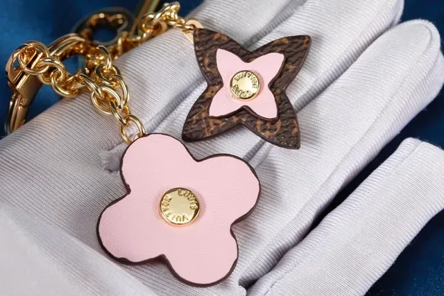 Louis Vuitton Monogram Flower Charm Chain Gold Pink Brown Jewelry 4