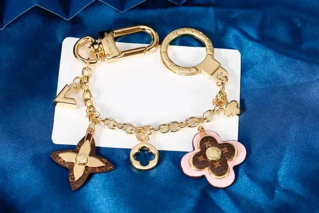 Louis Vuitton Monogram Flower Charm Chain Gold Pink Brown Jewelry 7