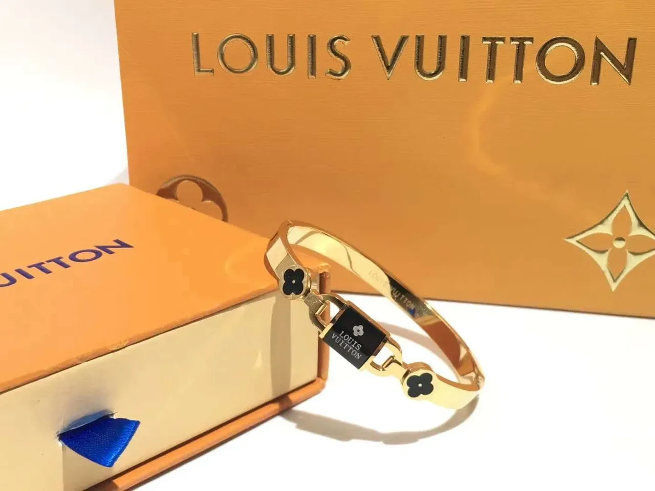 Louis Vuitton Monogram Flower Enamel Plaque Hinged Bangle Bracelets 6