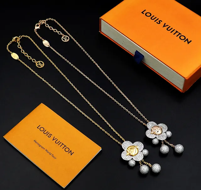Louis Vuitton Monogram Flower Gold Silver Chain Pavé-Set Floral Pendant Necklace 4