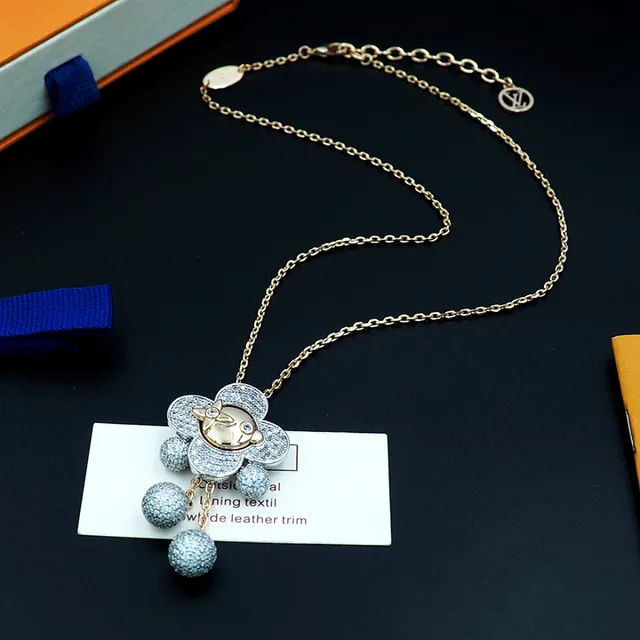 Louis Vuitton Monogram Flower Gold Silver Chain Pavé-Set Floral Pendant Necklace 6