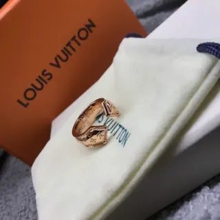 Louis Vuitton Monogram खातم मفتوح ذهبي أبيض