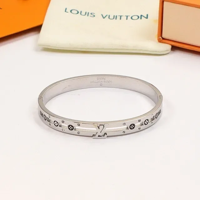 Bracelete Louis Vuitton Monogram Star Bangle Ouro e Prata com Bisagra 5