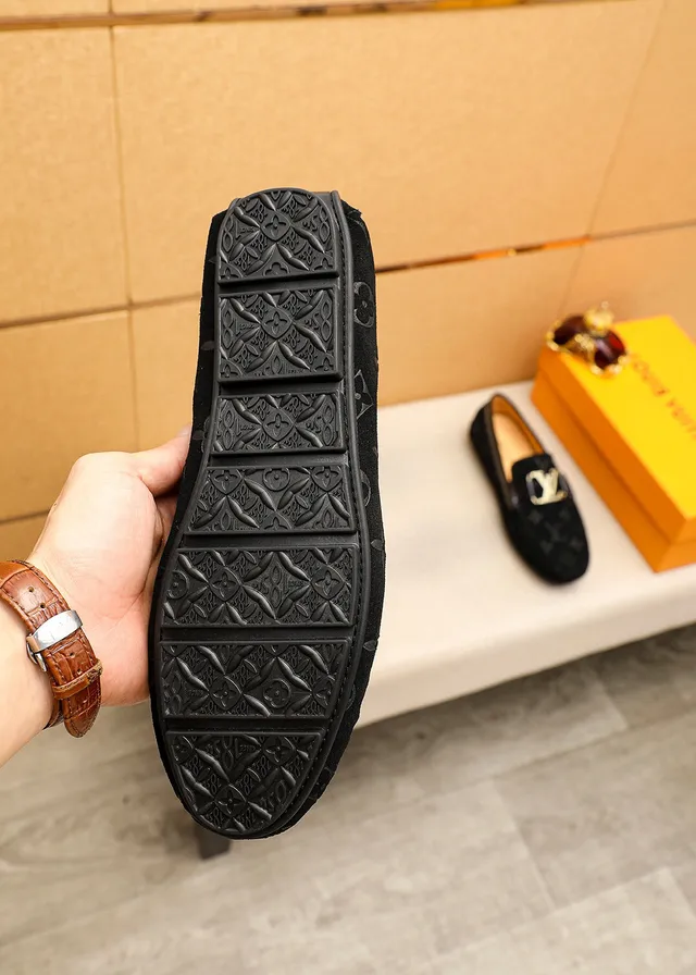 Louis Vuitton Monogram Suede LV Buckle Loafer 9
