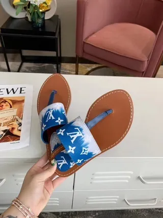 Louis Vuitton Monogram Tie-Dye Thong Slide Casual Sandals 3