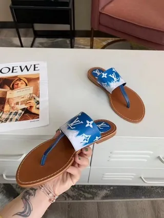 Louis Vuitton Monogram Tie-Dye Thong Slide Casual Sandals 5