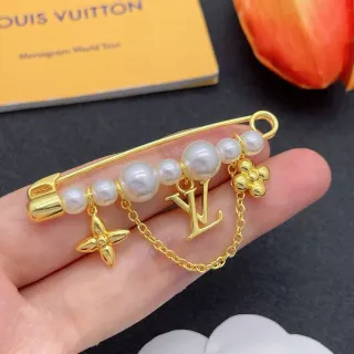 Louis Vuitton Monogram World Tour Gold White Safety-Pin Pearl Strand Embellishment Brooch